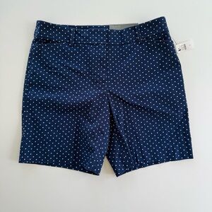 NWT~ Talbots~ Perfect Shorts ~Women’s 4~Navy Blue Polka Dot~7” Inseam